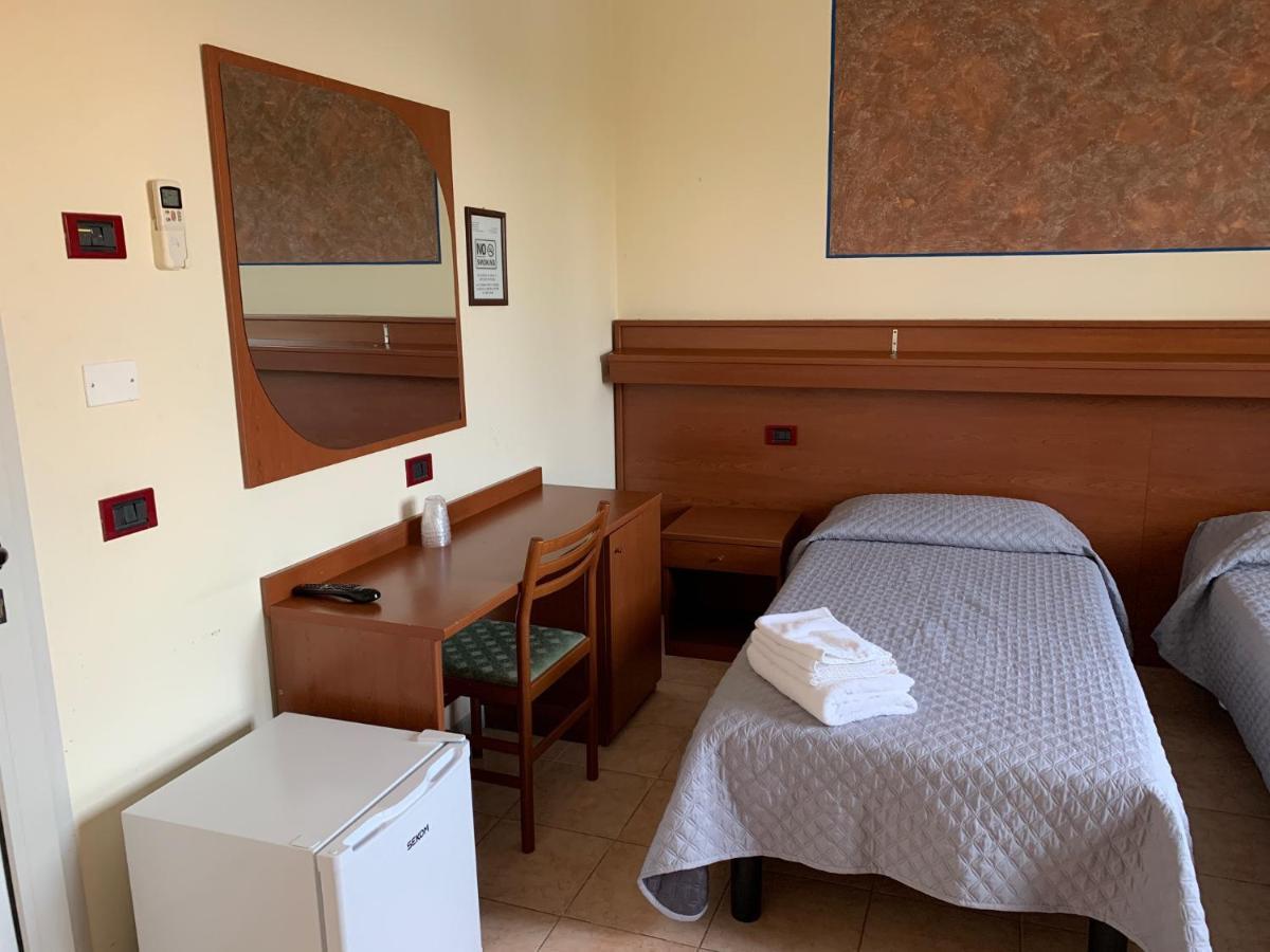 Hotel Regina Campolongo Maggiore 外观 照片